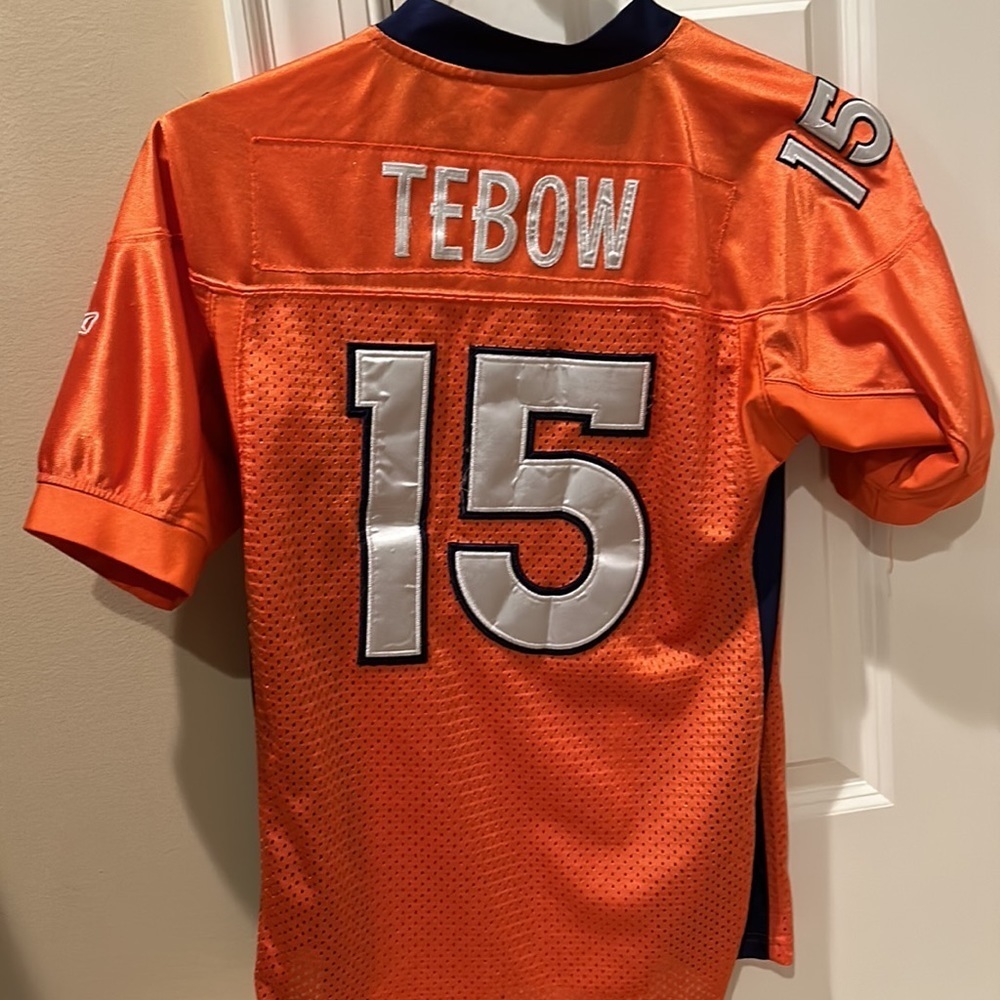 Tim Tebow Broncos Jersey - Picture 2 of 2